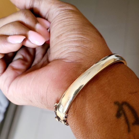 Effy Bangle - Picture 2 of 7